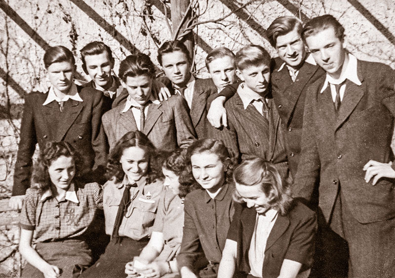 Desítkáři – 1947.jpg
